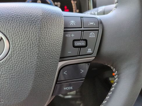 Used 2026 Toyota Camry SE FWD image 23