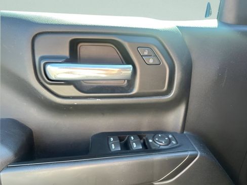 Used 2019 Chevrolet Silverado 1500 Custom Trail Boss w/ Custom Convenience Package AWD/4WD image 20