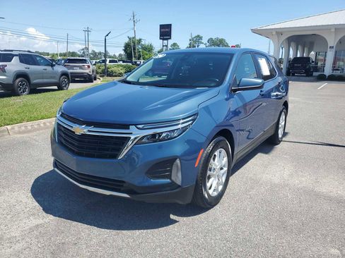 Used 2024 Chevrolet Equinox LT FWD image 1