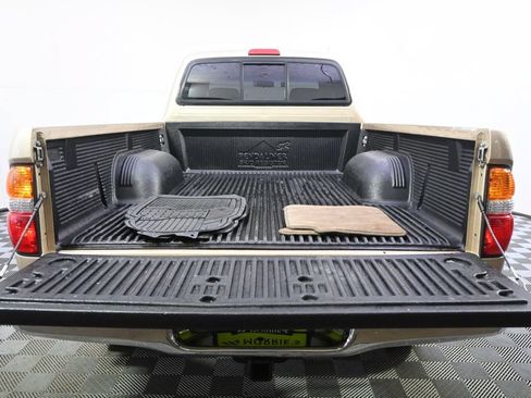 Used 2003 Toyota Tacoma PreRunner w/ SR5 Pkg RWD image 18