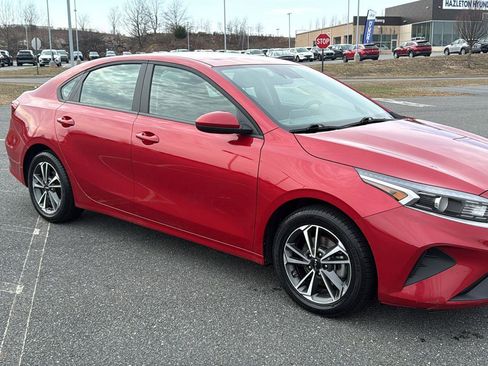 Used 2024 Kia Forte LXS image 2