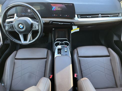 Used 2023 BMW X1 xDrive28i w/ Convenience Package image 3