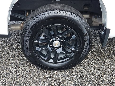 Certified 2024 Chevrolet Silverado 1500 LT image 9