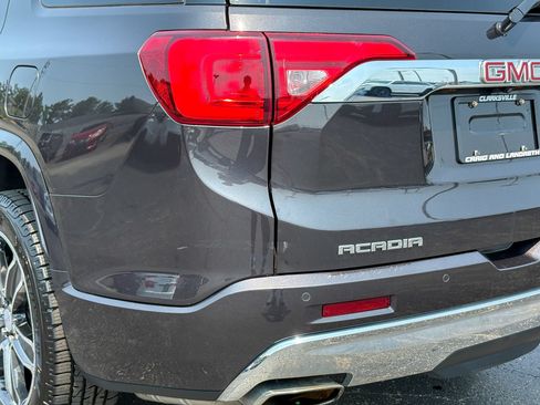 Used 2019 GMC Acadia Denali w/ LPO, Floor Liner Package AWD/4WD image 9