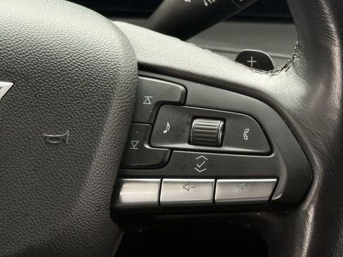 Used 2024 Cadillac XT4 Premium Luxury FWD image 15