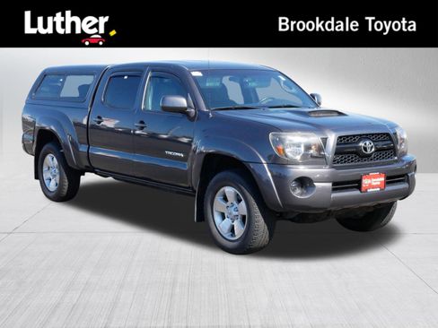 Used 2011 Toyota Tacoma 4x4 Double Cab w/ TRD Sport Pkg image 1