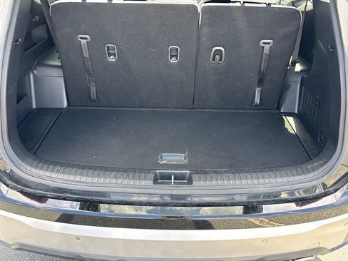 Used 2024 Kia Telluride S w/ S Sunroof Package FWD image 18