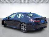 Used 2023 Toyota Camry SE image 4