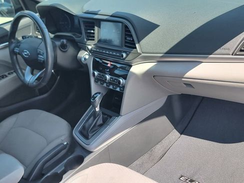 Used 2020 Hyundai Elantra Value Edition image 22