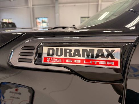 Used 2024 GMC Sierra 2500 AT4 w/ AT4 Premium Plus Package image 27