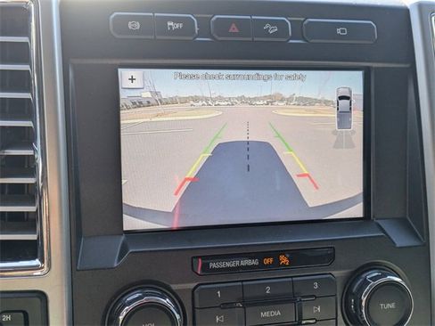 Used 2017 Ford F250 Lariat w/ Lariat Value Package image 21