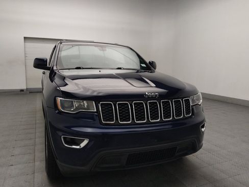 Used 2018 Jeep Grand Cherokee Laredo AWD/4WD image 14