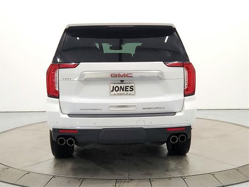 Used 2023 GMC Yukon Denali image 6