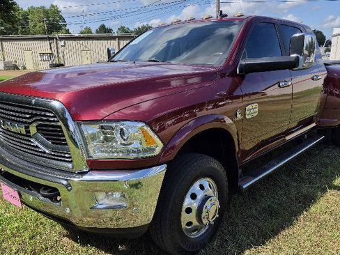 Used 2018 RAM 3500 Laramie Longhorn w/ Longhorn Southfork Package AWD/4WD image 8