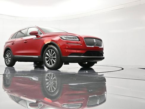Used 2021 Lincoln Nautilus FWD image 48