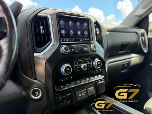 Used 2019 GMC Sierra 1500 Denali w/ Denali Ultimate Package AWD/4WD image 25