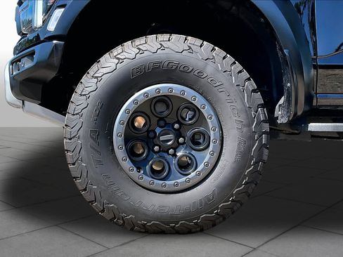 Used 2025 Ford F150 Raptor AWD/4WD image 11