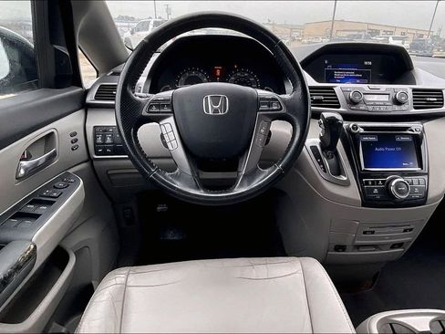 Used 2014 Honda Odyssey Touring image 8