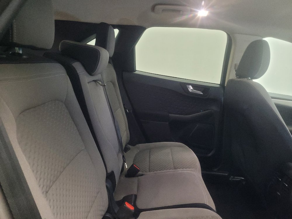 Used 2020 Ford Escape SE FWD image 19