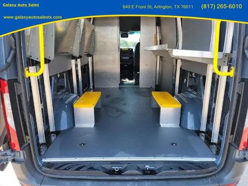 Used 2019 Mercedes-Benz Sprinter 144 image 9