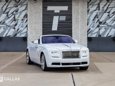 Used 2019 Rolls-Royce Dawn RWD image 1