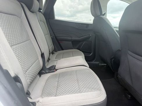 Used 2022 Ford Escape SE FWD image 16