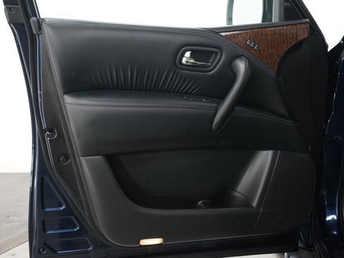 Used 2020 Nissan Armada SL w/ Premium Package AWD/4WD image 23