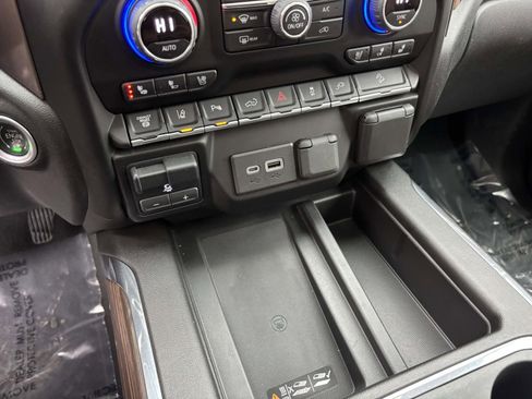 Used 2022 Chevrolet Silverado 3500 High Country w/ Z71 Off-Road Package image 26