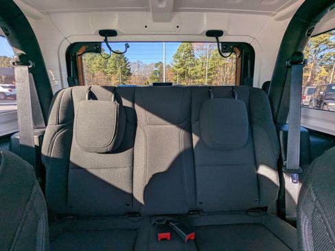 Used 2023 Jeep Wrangler Sport S image 10