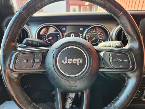 Used 2020 Jeep Gladiator Sport w/ Quick Order Package 24S image 16