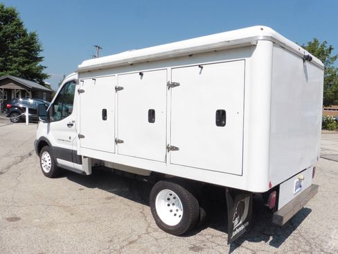 Used 2017 Ford Transit 350 138 DRW image 2