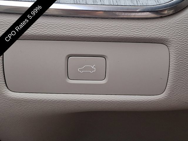 Certified 2024 Volvo XC60 B5 Plus w/ Protection Package Premier AWD/4WD image 28