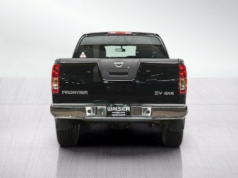 Used 2012 Nissan Frontier SV AWD/4WD image 4