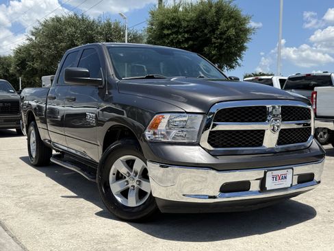 Used 2019 RAM 1500 Tradesman w/ Chrome Plus Package RWD image 2