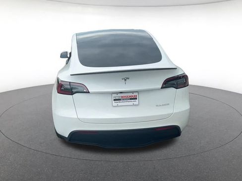 Used 2025 Tesla Model Y Performance AWD/4WD image 12