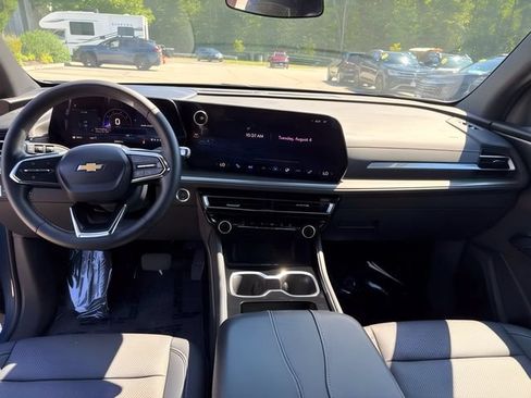 Used 2026 Chevrolet Traverse LT AWD/4WD image 22
