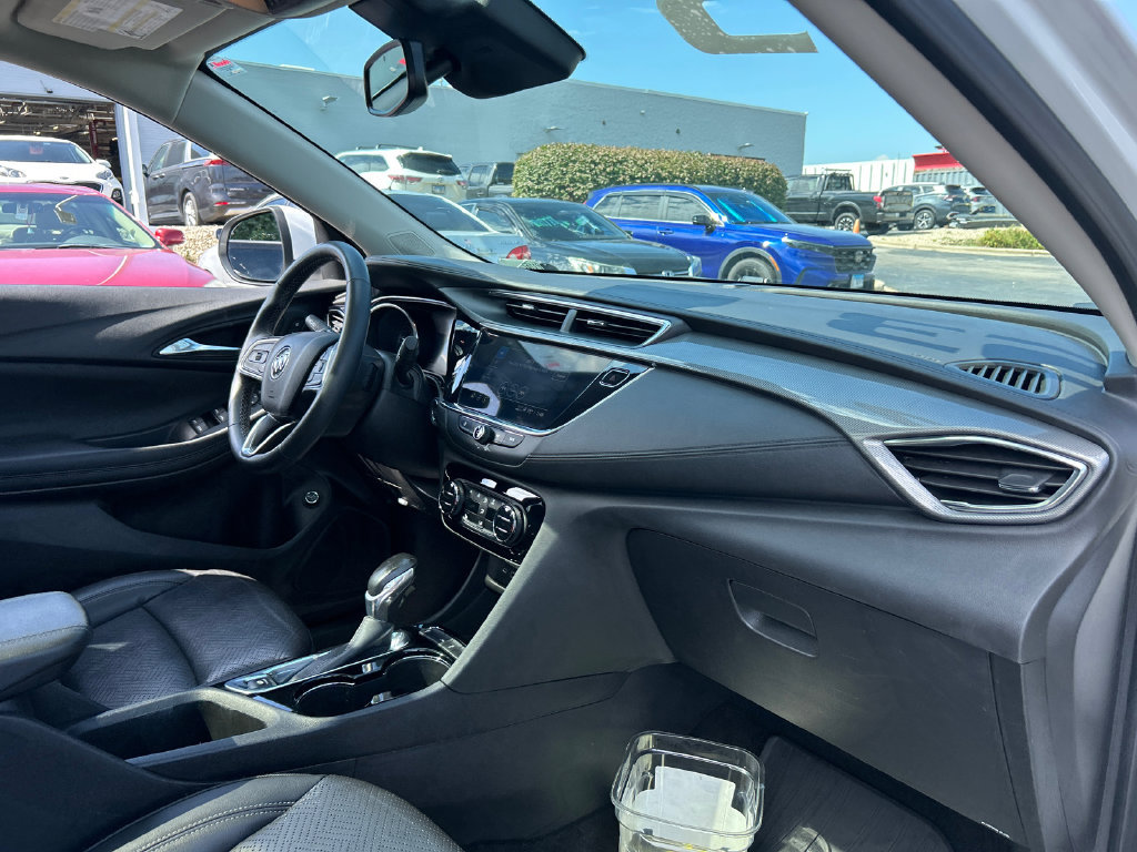 Used 2023 Buick Encore GX Essence w/ Experience Buick Package FWD image 37