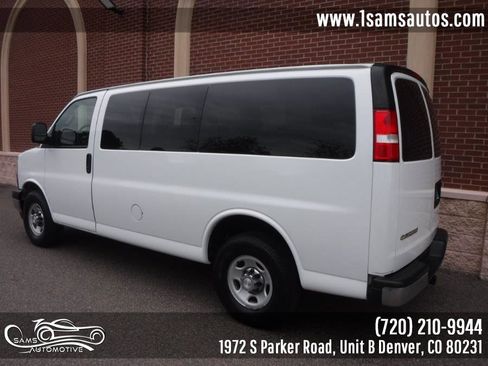 Used 2019 Chevrolet Express 2500 LT w/ LT Preferred Equipment Group image 4