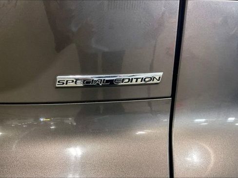 Used 2011 Honda CR-V SE image 8