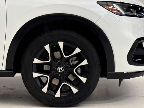 New 2027 Honda HR-V EX-L image 6