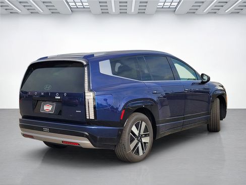 New 2026 Hyundai Ioniq 9 SEL image 4