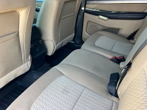 Used 2016 Ford Explorer 4WD image 5