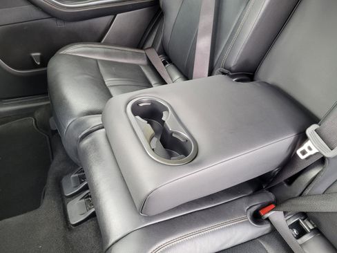 Used 2024 MAZDA CX-90 3.3 Turbo w/ Preferred Plus image 19