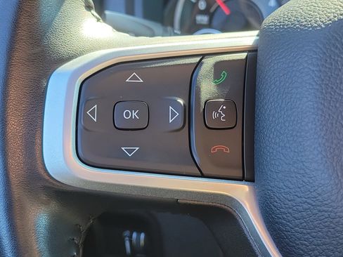 Used 2023 RAM 1500 Big Horn image 24