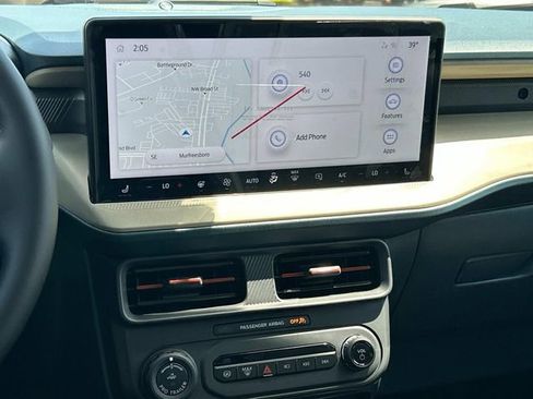 New 2025 Ford Maverick Lariat w/ 4K Tow Package image 16