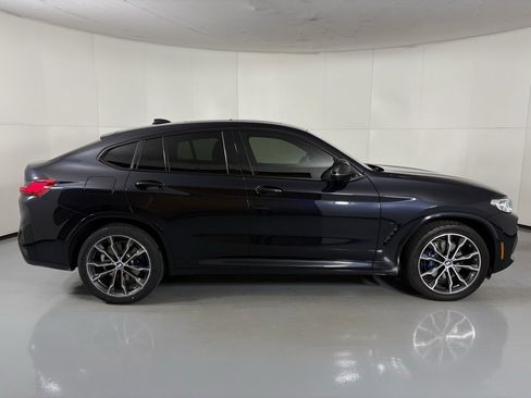 Used 2023 BMW X4 M40i w/ Premium Package image 9
