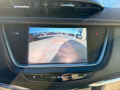 Used 2017 Cadillac XT5 Premium Luxury image 23