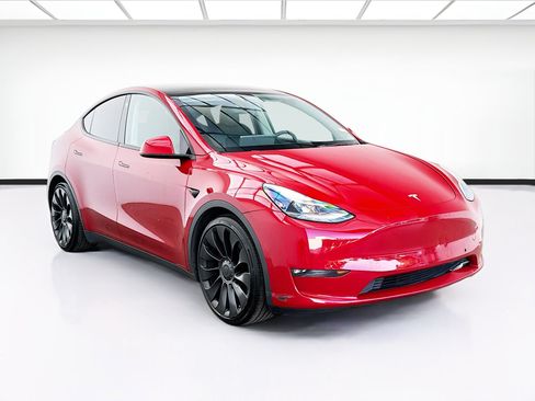 Used 2022 Tesla Model Y Performance AWD/4WD image 3
