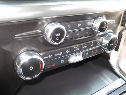Used 2022 Ford F150 Lariat AWD/4WD image 53