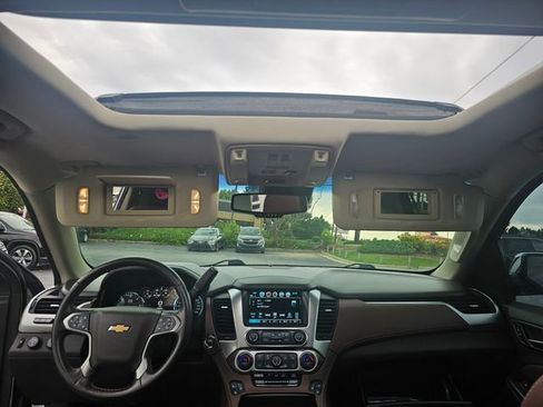 Used 2019 Chevrolet Tahoe Premier AWD/4WD image 25